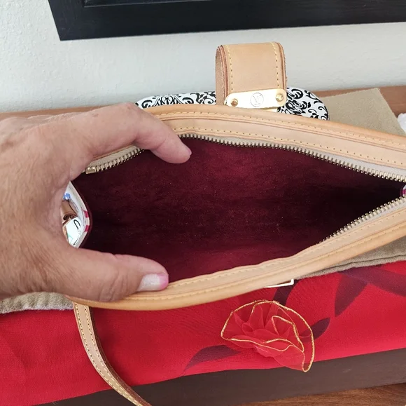 💯AUTHENTIC LOUIS VUITTON X MURAKAMI SHIRLEY CLUTCH BAG - Picture 3 of 7